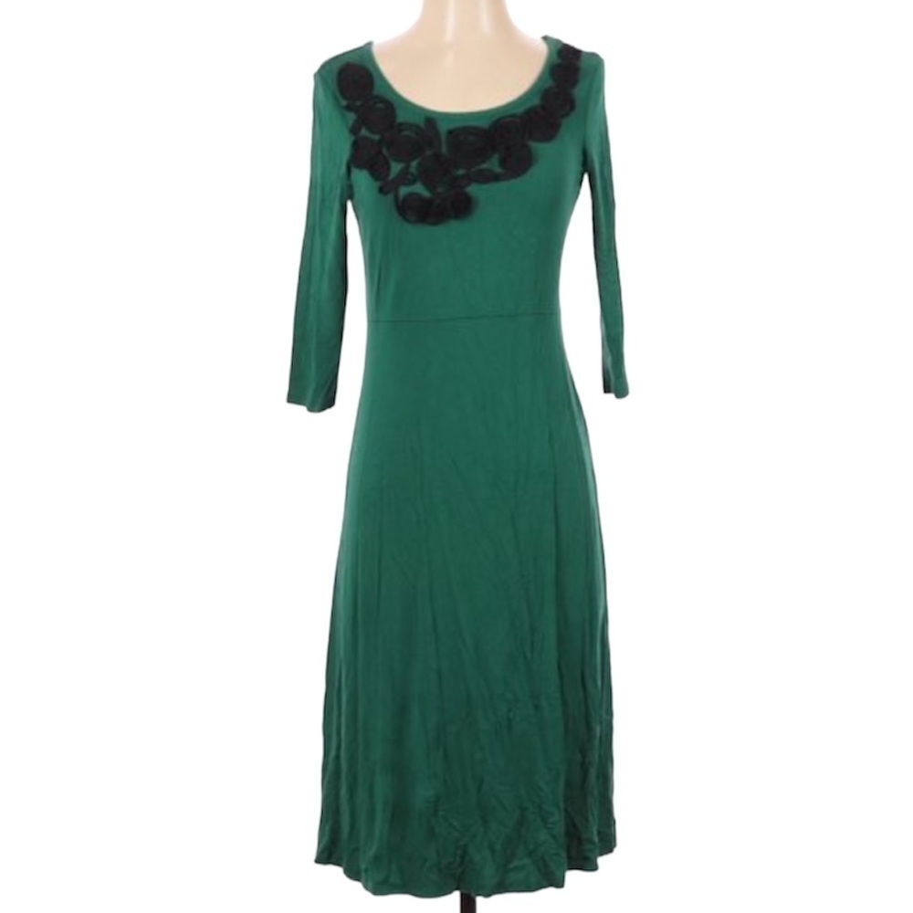 Hanna Anderson Womans Fit & Flare green Floral neckline dress NWT size small